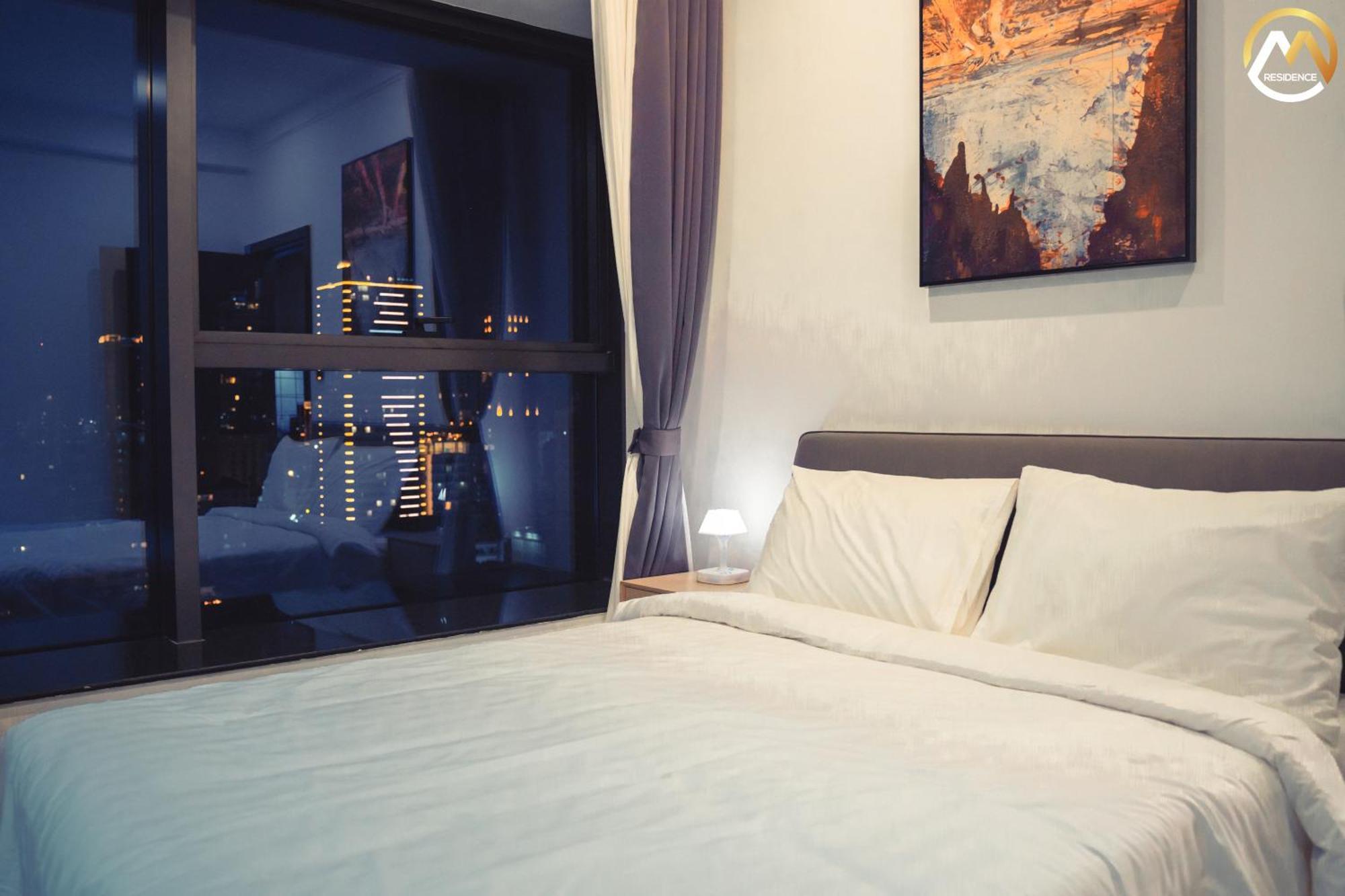 Hotel Serviced Apartments Top One Infinity Pool With View Of 360 Degree Phnom Penh Bagian luar foto