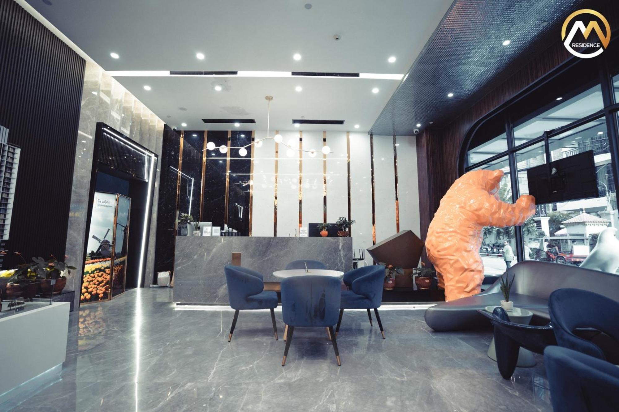 Hotel Serviced Apartments Top One Infinity Pool With View Of 360 Degree Phnom Penh Bagian luar foto
